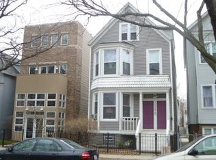 1527 W Nelson St, Chicago, IL 60657