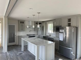221 Quail Run Dr, Yerington, NV