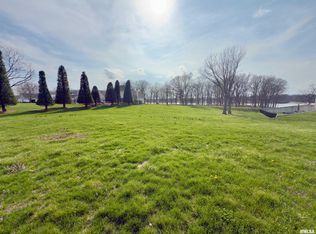 0 Eastwood Dr, Taylorville, IL 62568