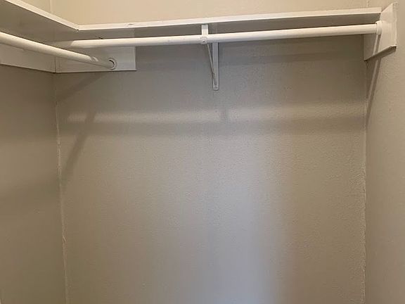 5th image of 105 E 38th St Unit 301