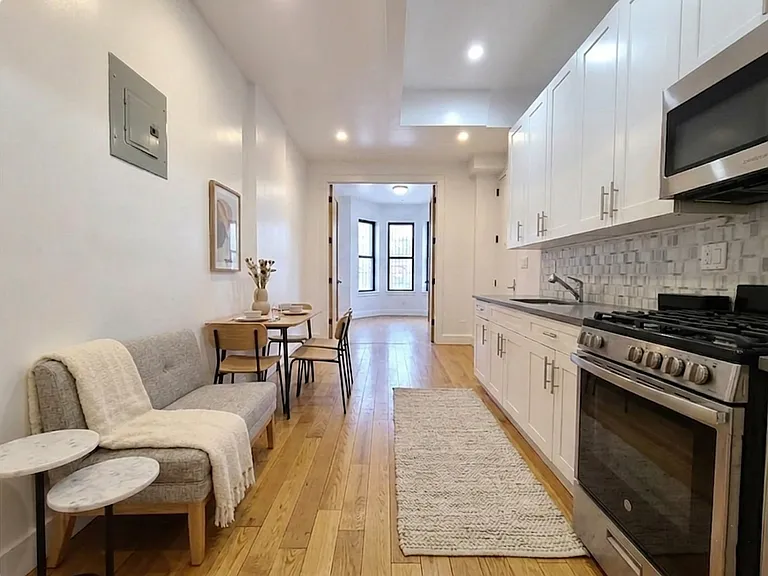 1141 Greene Ave #1A — Photo 3