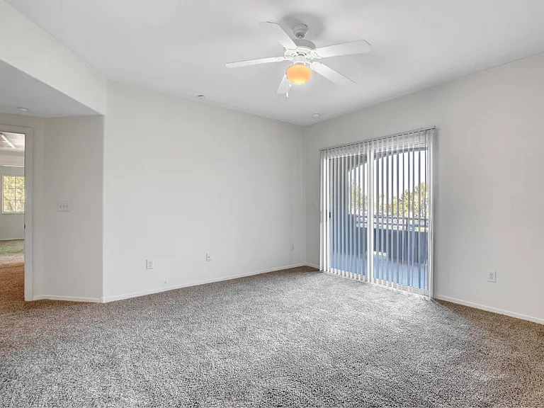 Aspen Peak Condominiums — Photo 30
