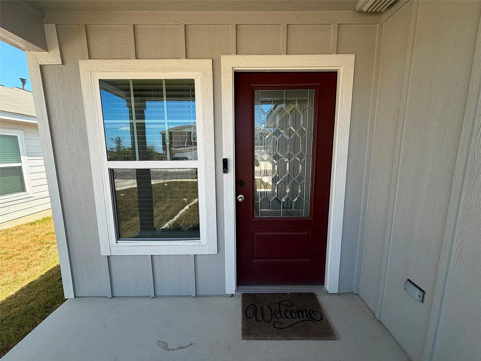 3 bed, 2.0 bath, 1582 sqft, $2,200 — Photo 3