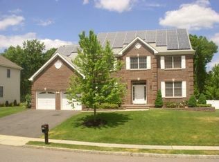 1 Salvatore Dr, Lakewood, NJ 08701