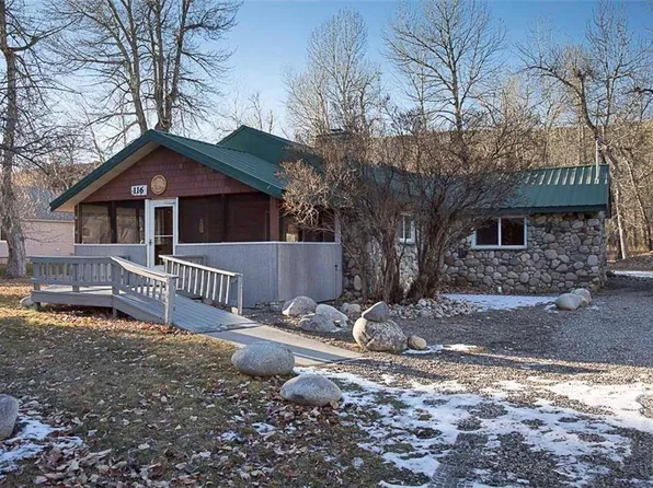 116 S Brook Ave, Absarokee, MT 59001