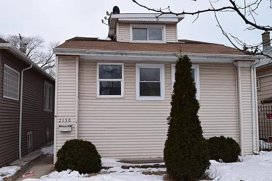 2130 N Narragansett Ave photo 1