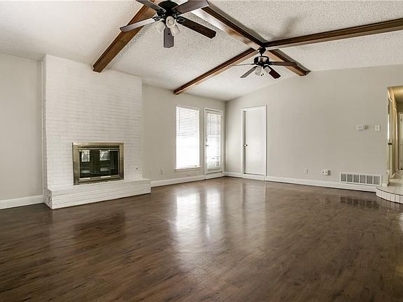 3rd image of 414 N Alexander Ave