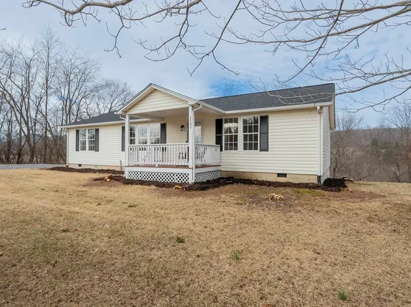 2542 Pinewood Dr, Draper, VA 24324