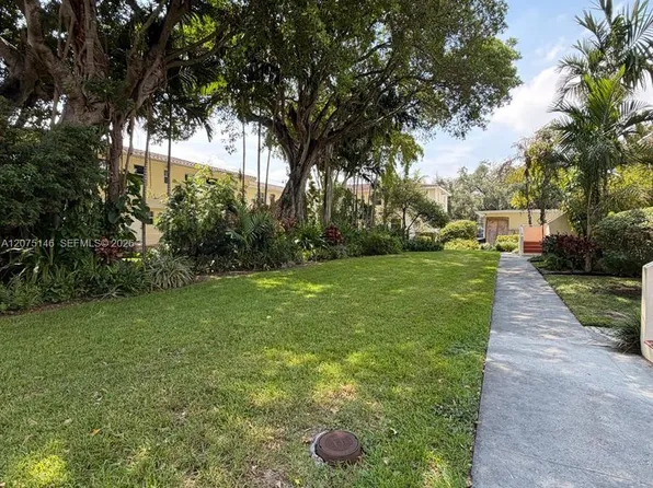 736 NE 92nd St APT 2K, Miami Shores, FL 33138
