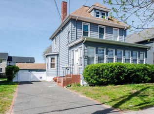 160 Jefferson St, Inwood, NY 11096