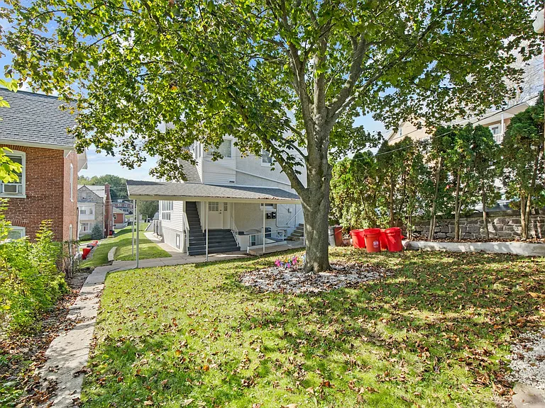 17 N Church St #2 — Photo 7