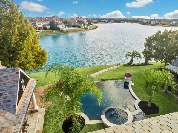 24 Miramar Heights Cir, Sugar Land, TX 77479