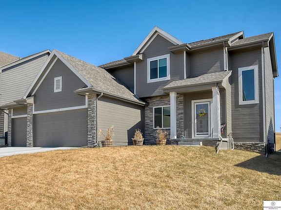 2nd image of 7713 S 194th Ave