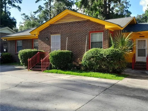 126 Hampstead Street, Savannah, GA 31405