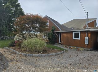 544 Greenhaven Rd, Pawcatuck, CT 06379