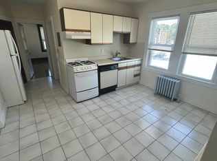 87 Brook Rd #B, Quincy, MA 02169