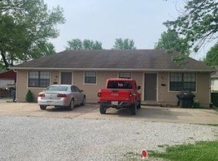 614 W Mason St #A, Odessa, MO 64076