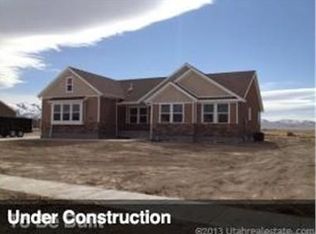 781 E Saddle Horn Rd, Grantsville, UT 84029