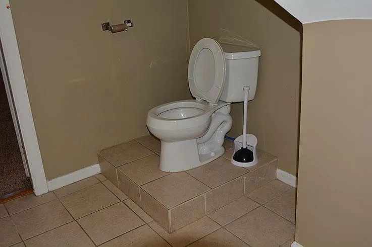 315 Thompson St #3 — Photo 12