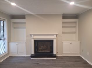 408 Park Ridge Cir, Marietta, GA 30068