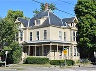 210 Pearl St APT 4, Burlington, VT 05401