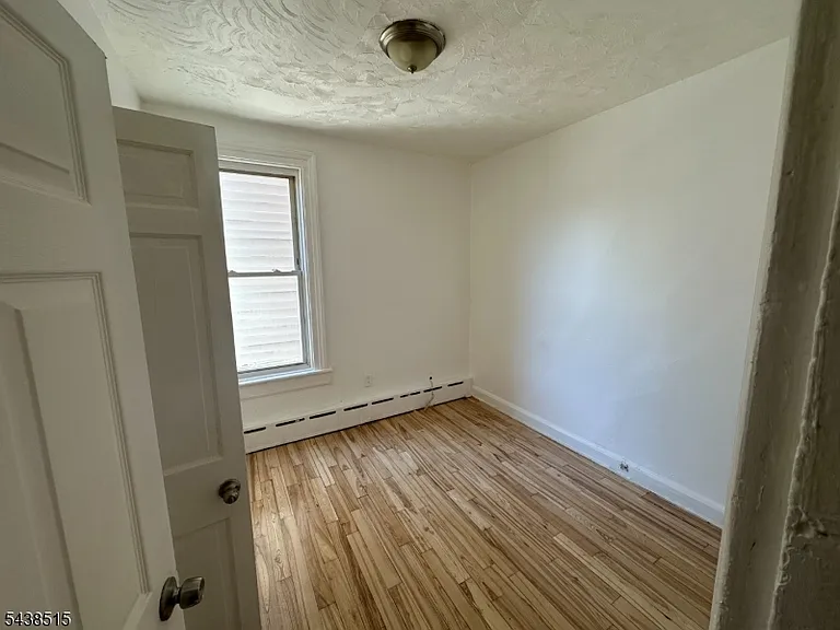 84 Front St — Photo 14