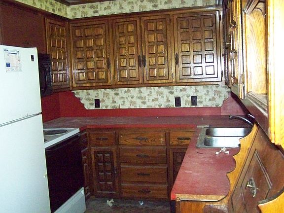 3rd image of 1519 S East Ave