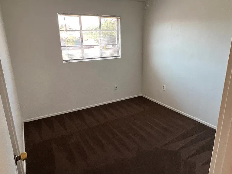 1019 W Romo Jones St — Photo 11