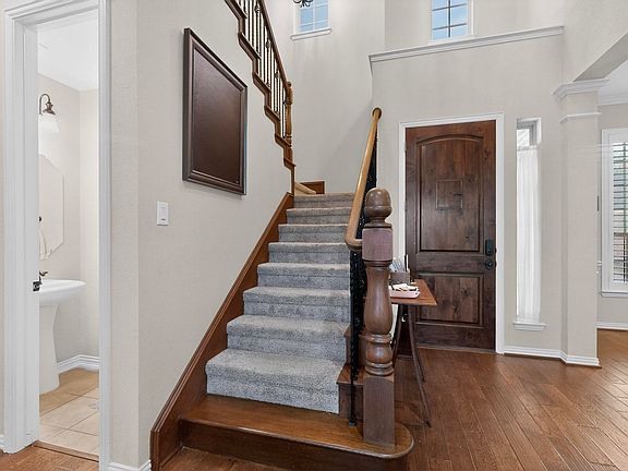 5th image of 7625 Ridgedale Ct