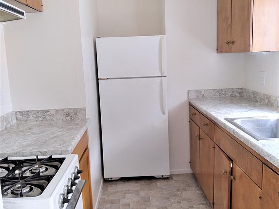 5th image of 7 English St #7