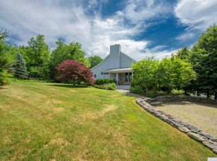 25 White Barn Rd, Copake, NY 12516