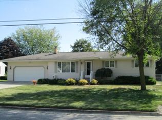 2986 Continental Dr, Bay City, MI