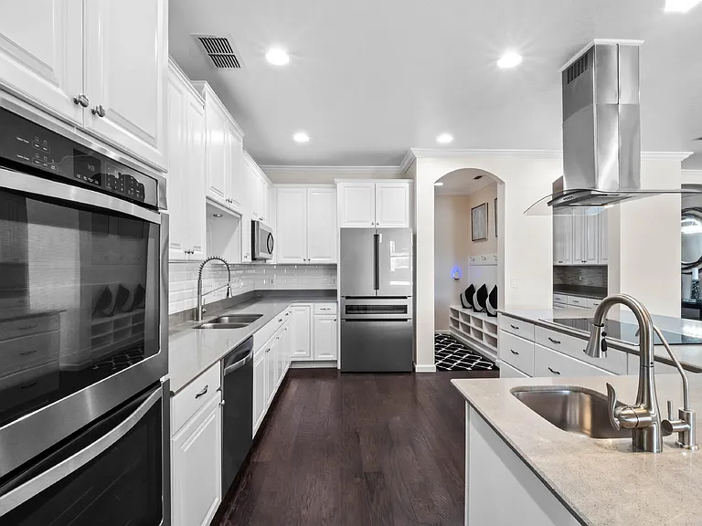 3807 Shoreside Dr — Photo 23
