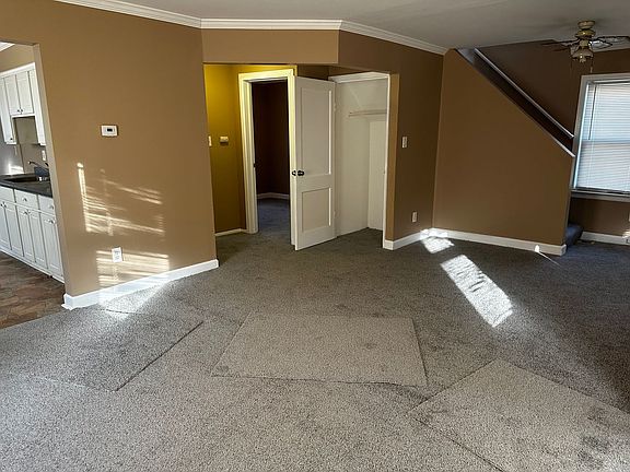 4th image of 25607 Fern St