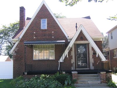 11062 Kenmoor St, Detroit, MI, 48205