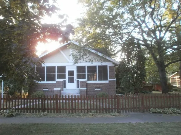 1206 Park St, Gowrie, IA 50543