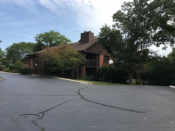 3rd image of 7016 Bluffs Dr #7016
