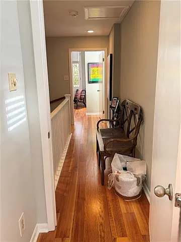 804 Spain St — Photo 20