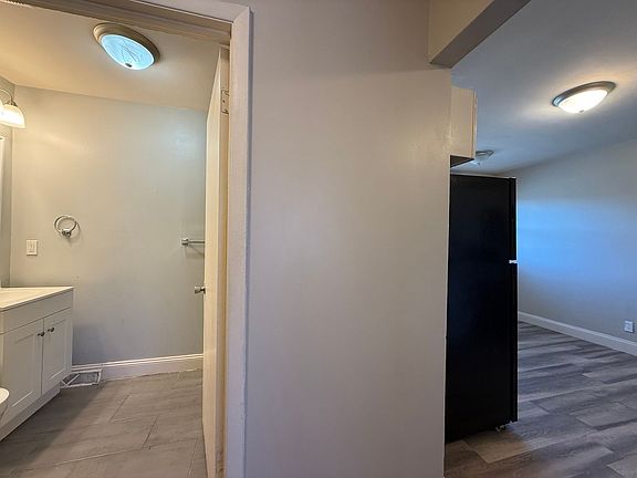 5th image of 2459 S Saint Clair St