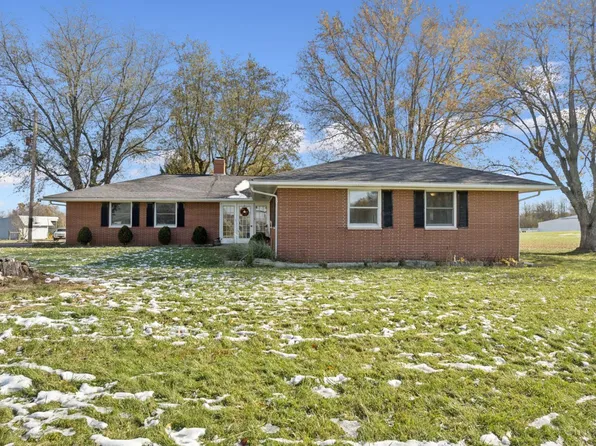7882 Mad River Rd, Hillsboro, OH 45133