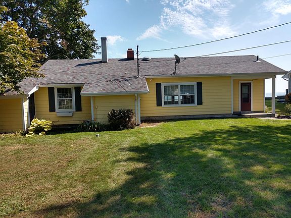 3rd image of 12164 N Lakeshore Dr