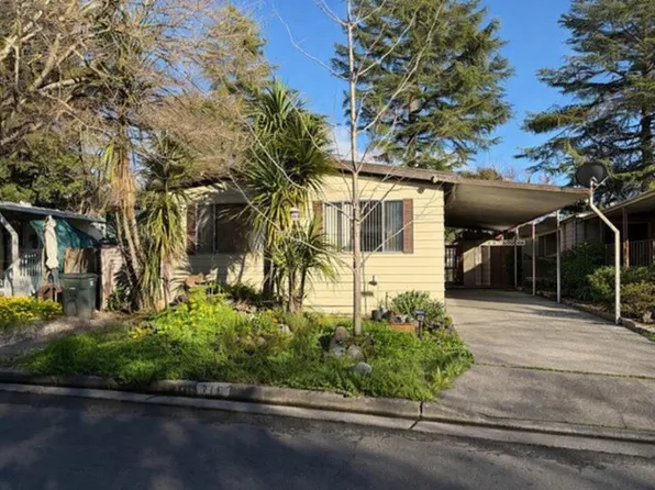 811 Corte Azul, Rohnert Park, CA 94928