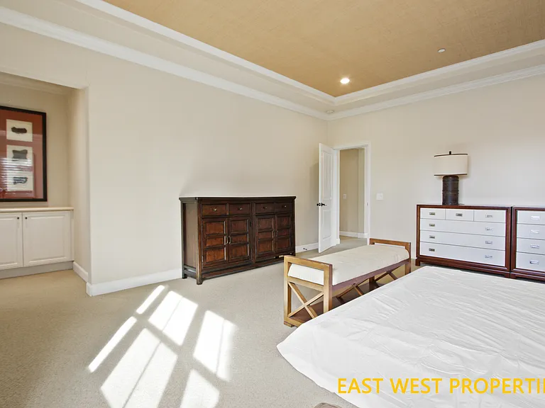 42 Royal Grv — Photo 21