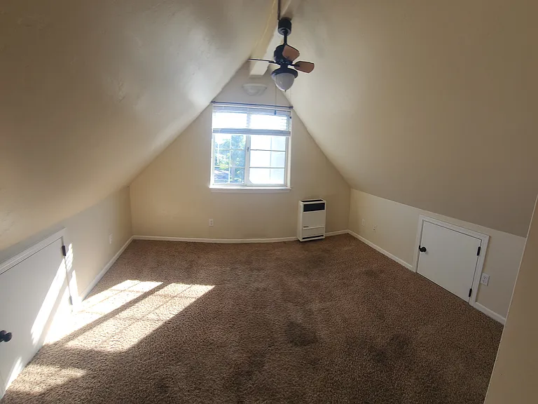 1828 Fixlini St #B — Photo 28