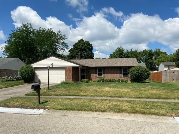 8931 Hickorygate Ln, Dayton, OH 45424