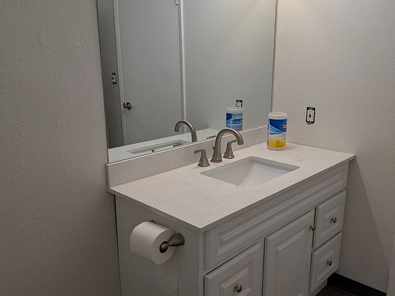 3rd image of 221 Vista Bella Dr #A