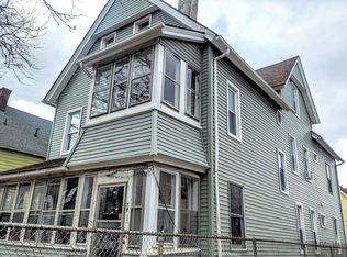 32 Acushnet Ave, Springfield, MA 01105