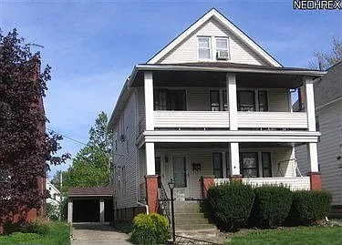 1213 Warren Rd photo 1