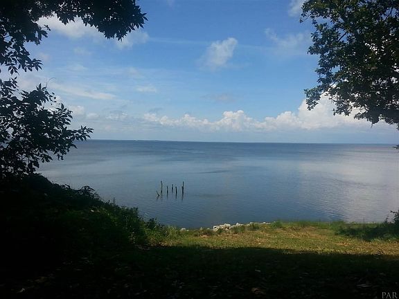 5th image of 4070 Sandy Bluff Dr W