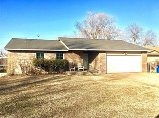511 E Latimer Pl, Tulsa, OK 74106